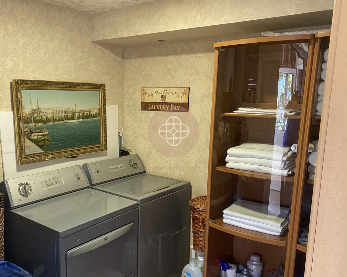 Fantastico condominio con vista mare sensazionale *a pochi passi dal mare*