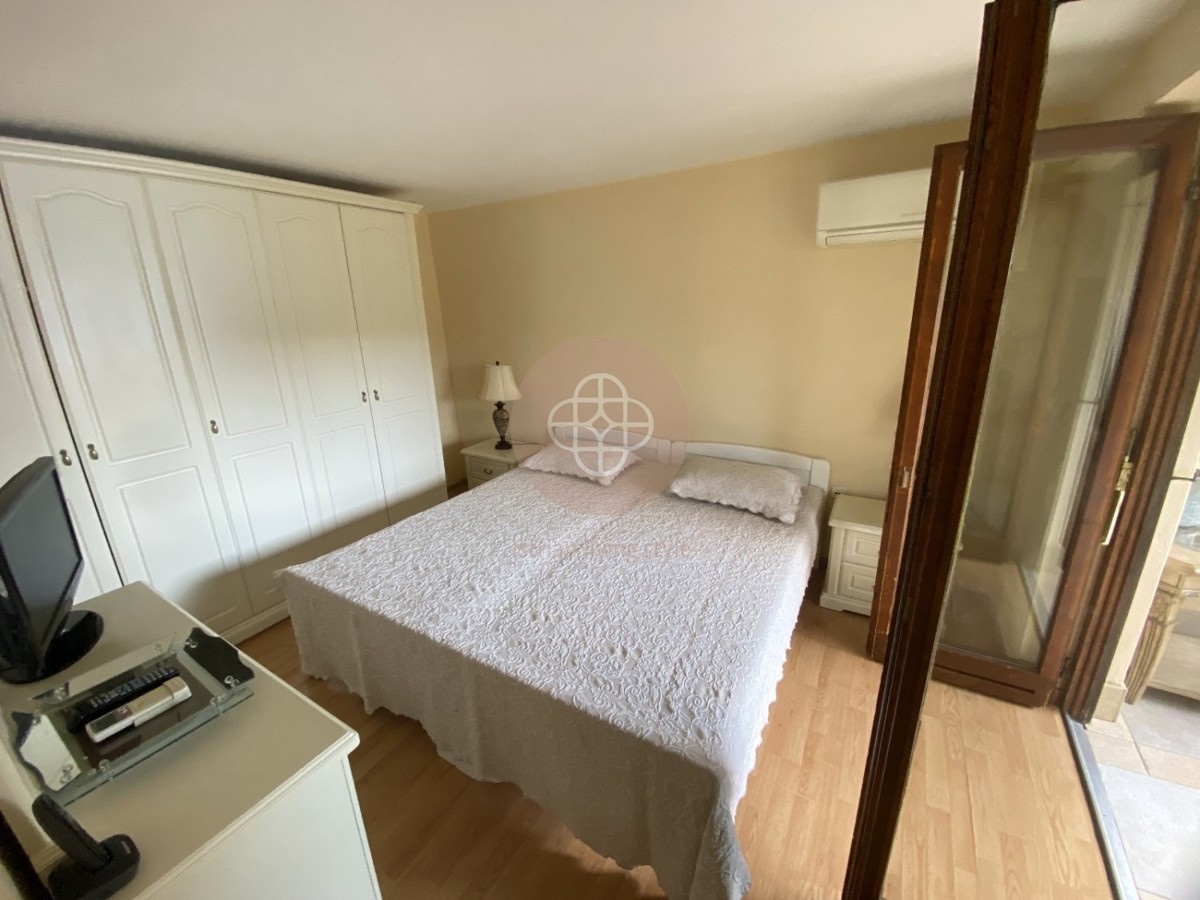 Fantastico condominio con vista mare sensazionale *a pochi passi dal mare*