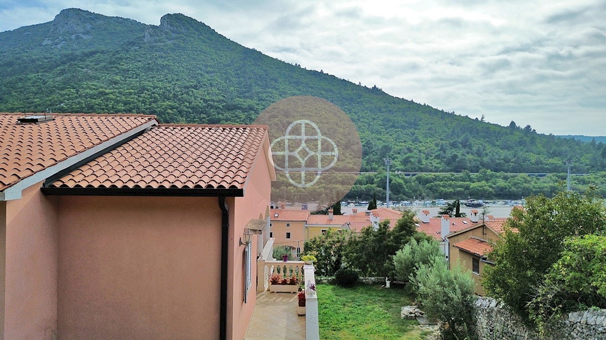 Casa sul mare in un piccolo villaggio di pescatori istriano!