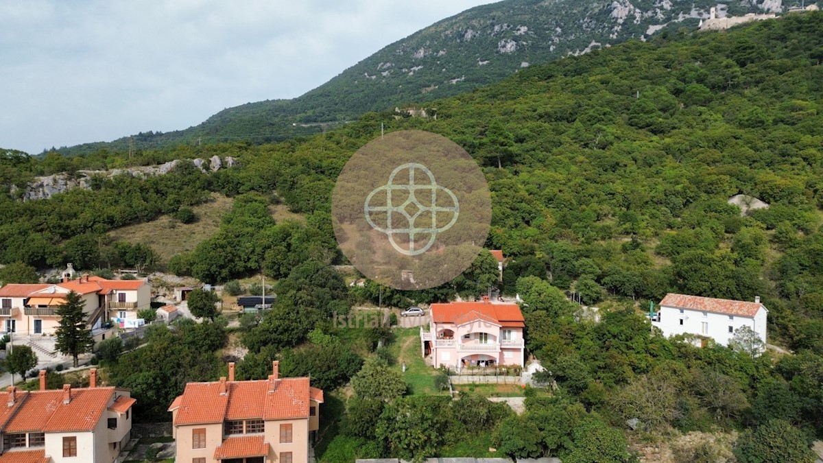 Casa sul mare in un piccolo villaggio di pescatori istriano!