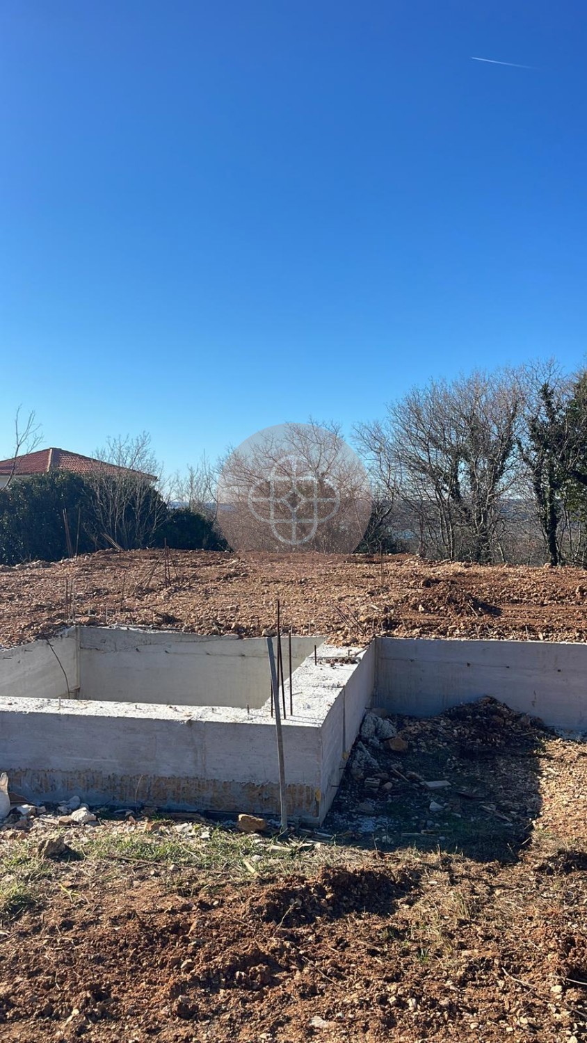 Tradizionale villa istriana con vista sul mare *IN COSTRUZIONE