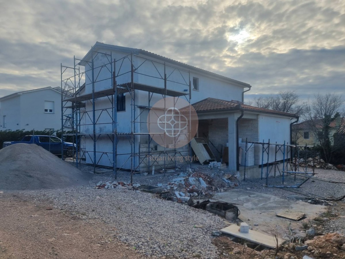 Tradizionale villa istriana con vista sul mare *IN COSTRUZIONE