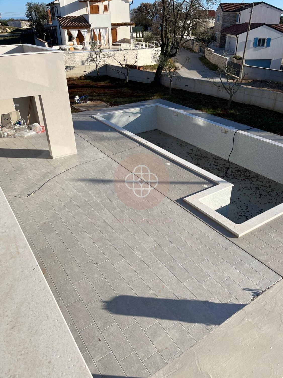 *Nuova costruzione* Villa elegante in posizione esposta alle porte di Pula