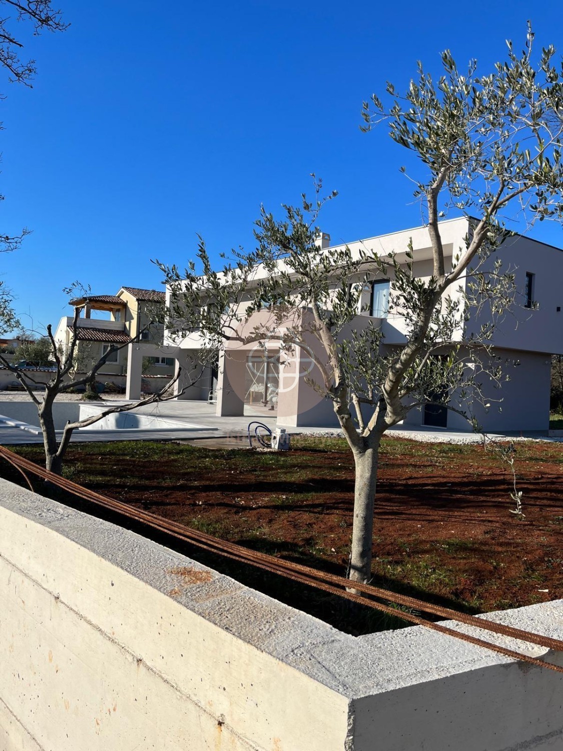 *Nuova costruzione* Villa elegante in posizione esposta alle porte di Pula