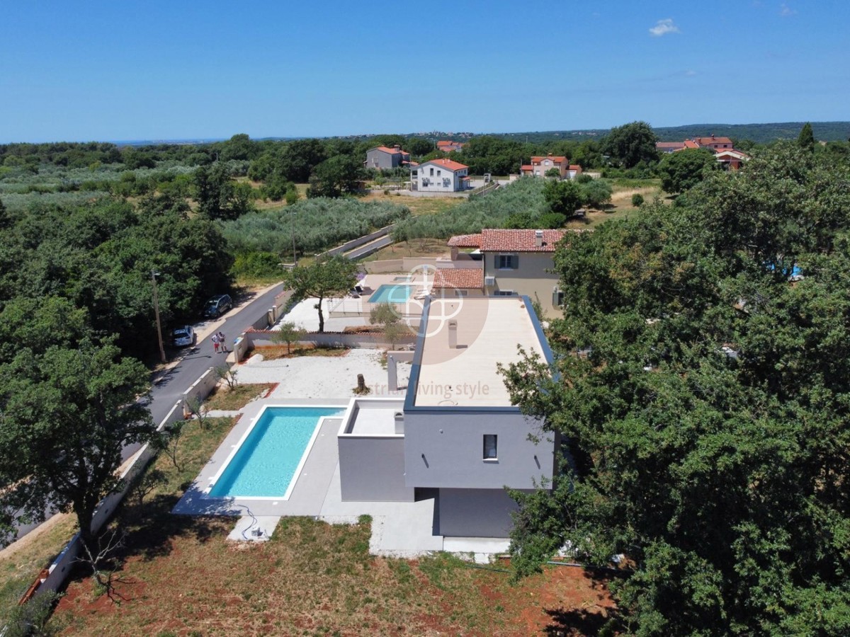 *Nuova costruzione* Villa elegante in posizione esposta alle porte di Pula