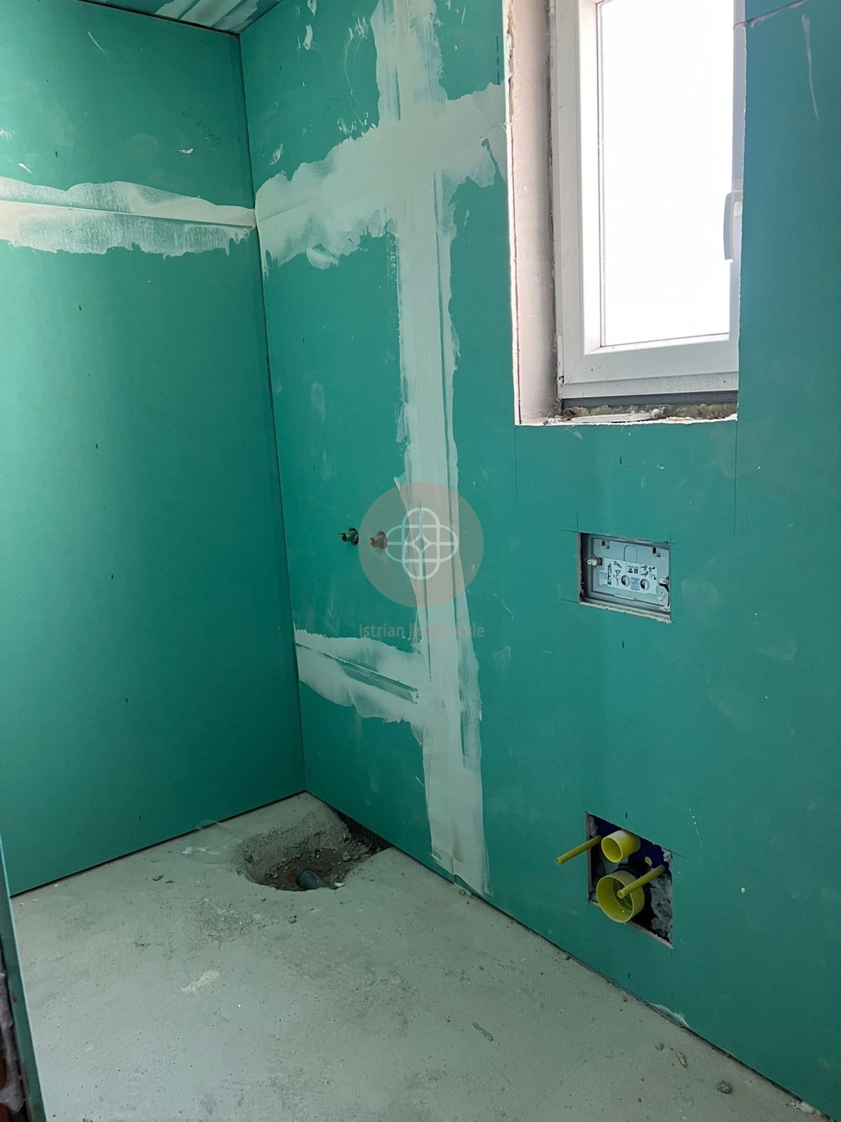 Elegante bungalow su un unico livello in fase di completamento – fine lavori prevista per 05/2026. OFFERTA TOP!