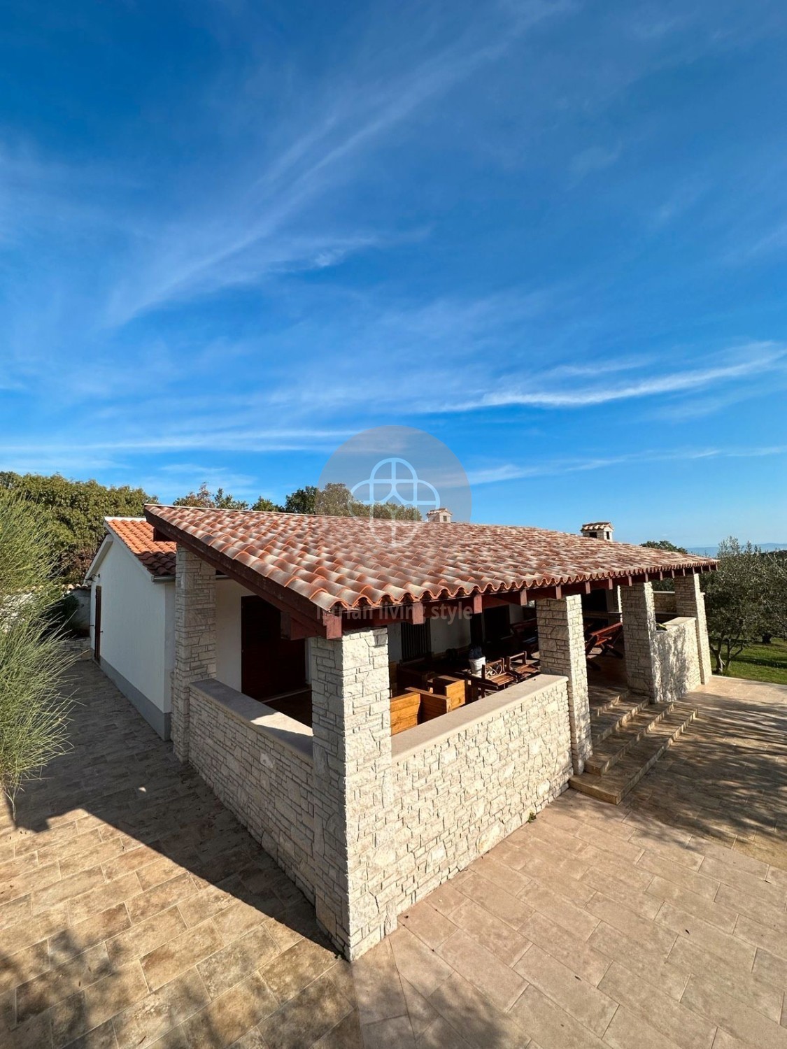 **Rarità sul mercato **Casa di campagna in un uliveto con vista sul mare *TOPLOCATION*