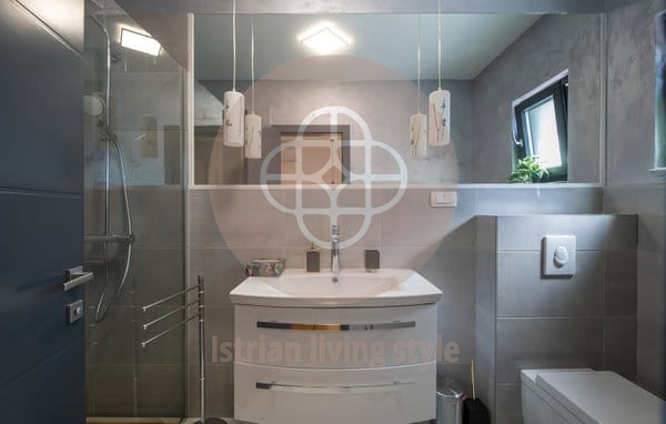 Bungalow chic di nuova costruzione in fase di completamento