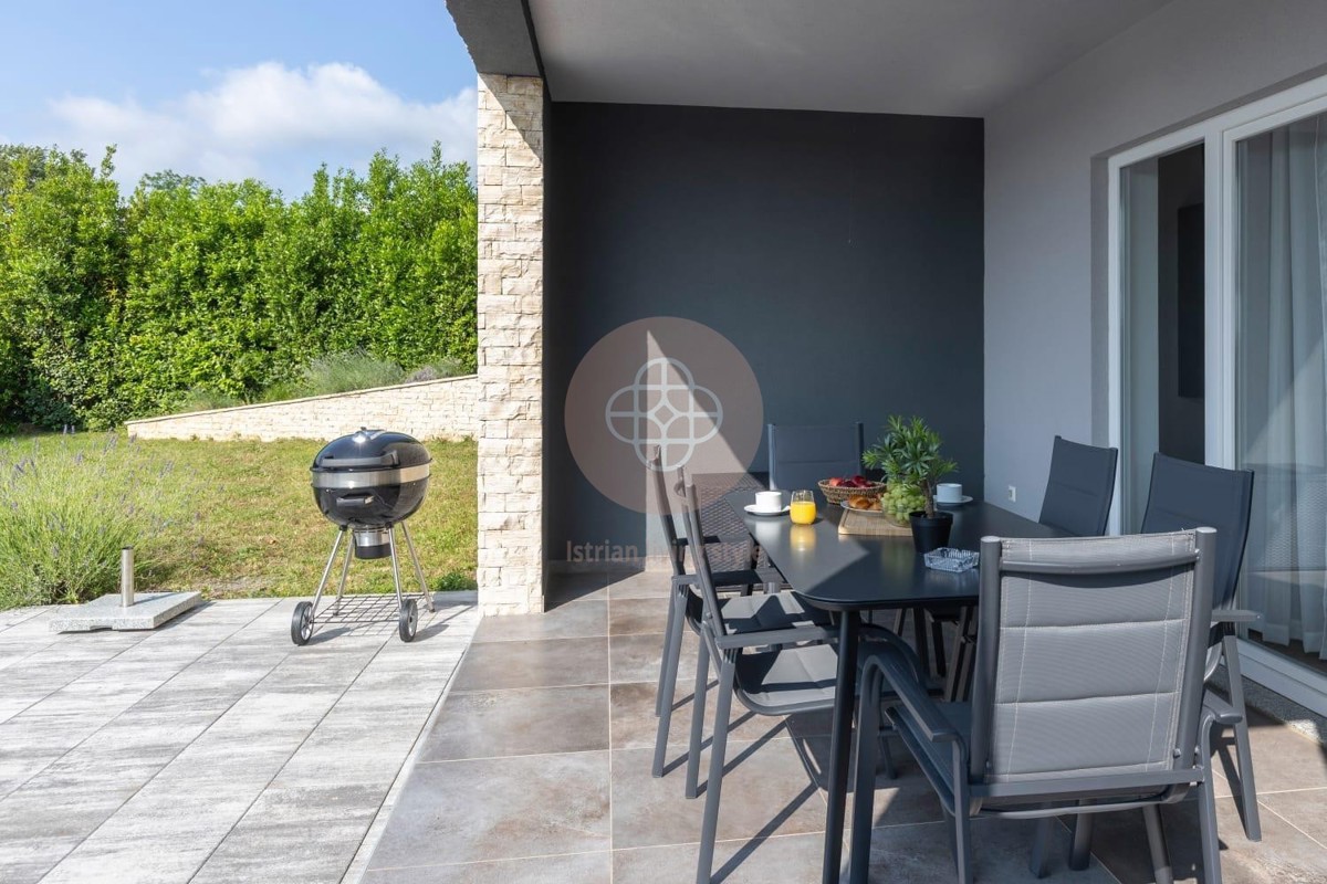 Vista da sogno sul RasaTal *Nuovo edificio con vista*.