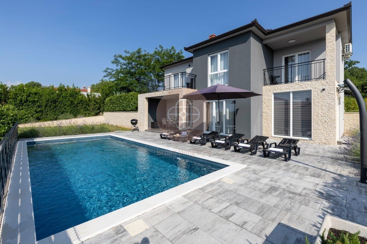 Vista da sogno sul RasaTal *Nuovo edificio con vista*.