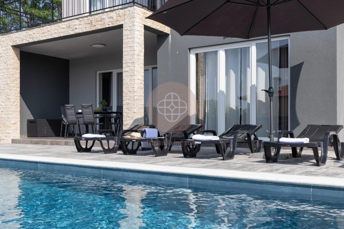 Vista da sogno sul RasaTal *Nuovo edificio con vista*.