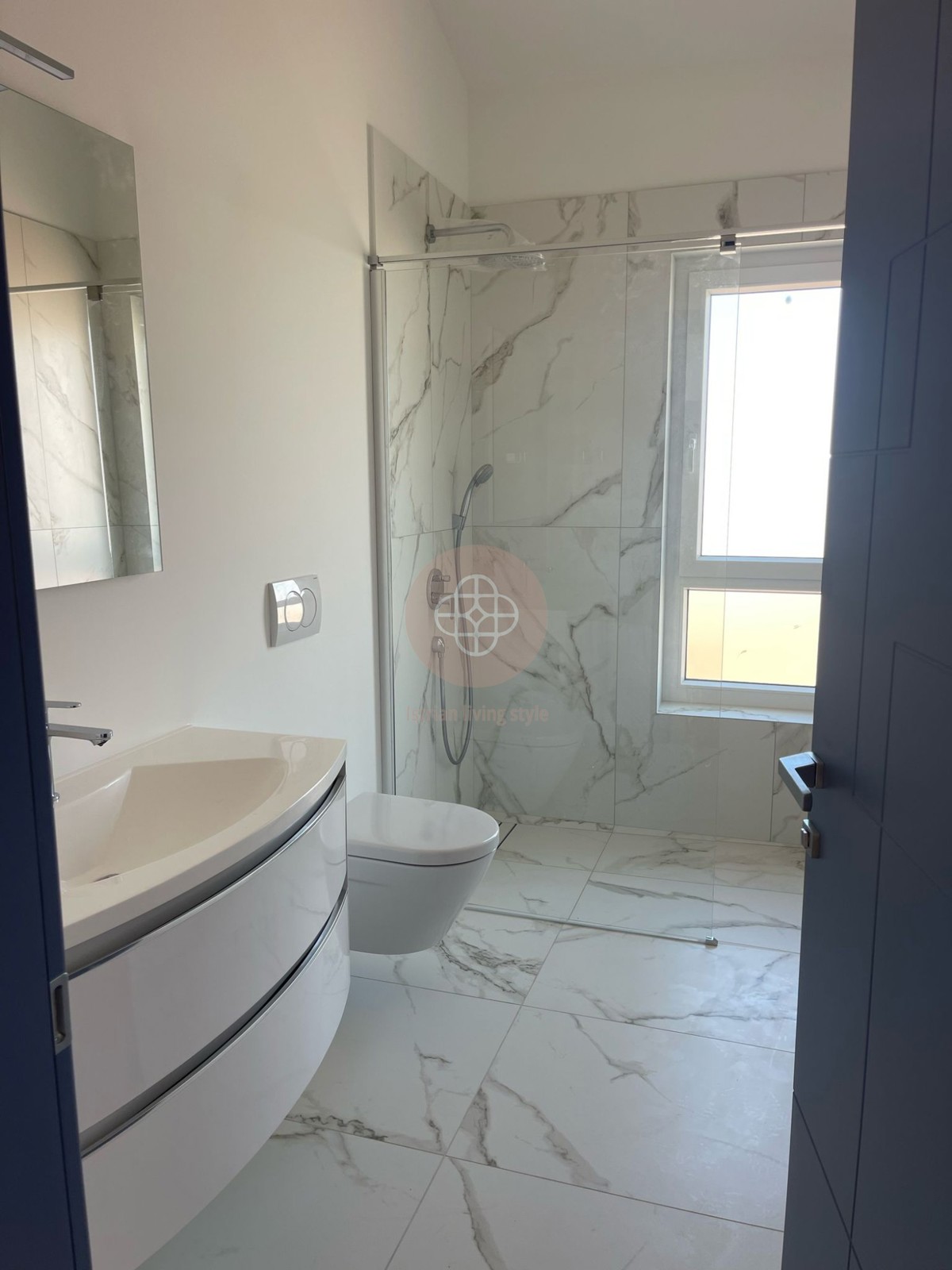 Elegante bungalow con piscina immerso nel verde per chi cerca pace e tranquillità