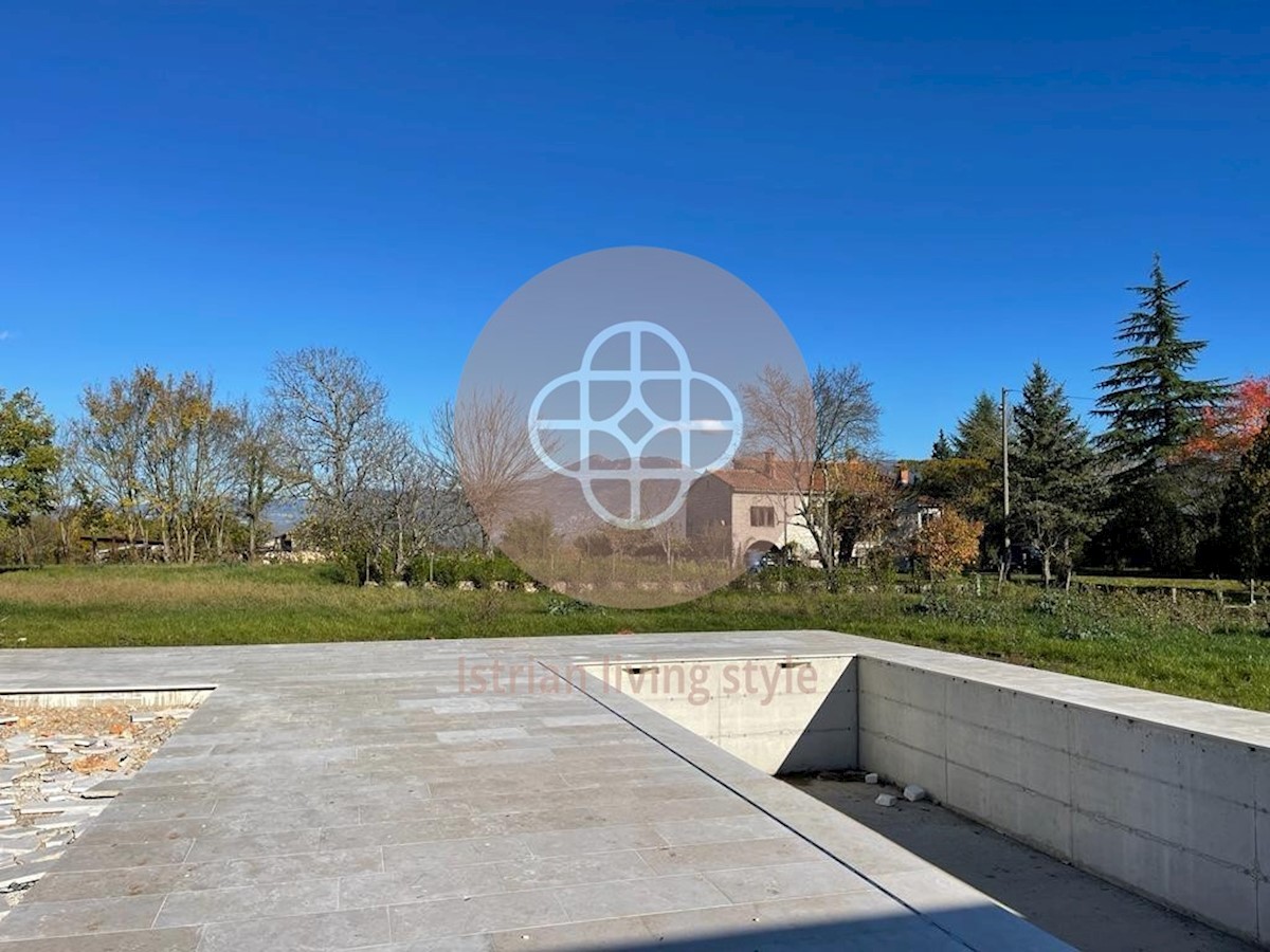 Casa da sogno con piscina in posizione esposta con vista Ucka