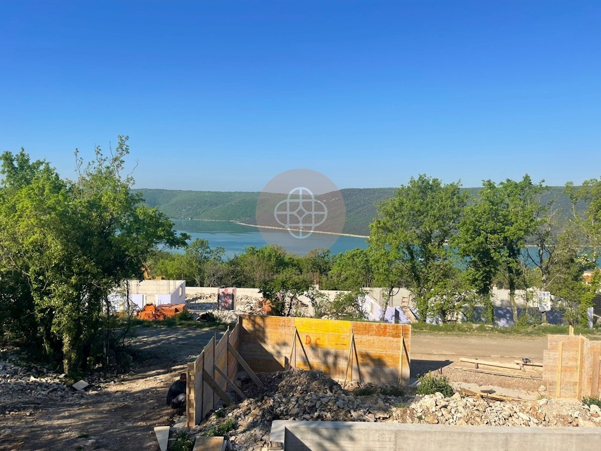 TOP casa in pietra ristrutturata con piscina e vista mare