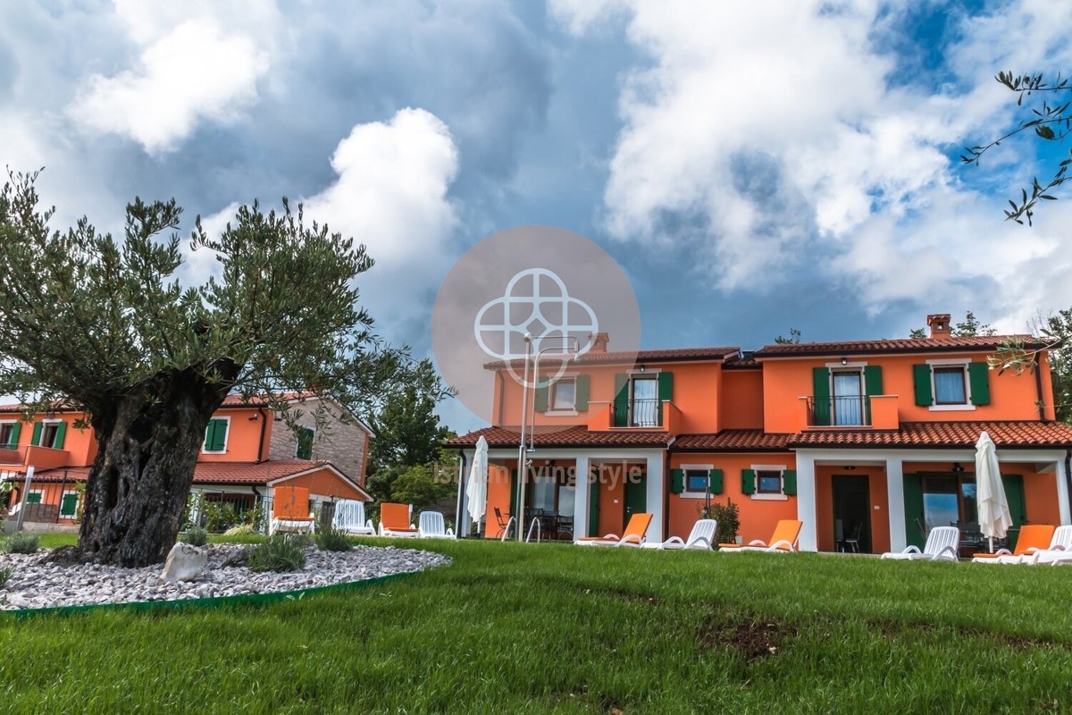 2 Casa bifamiliare, due unità distinte con piscina in campagna *FamilySpecial*