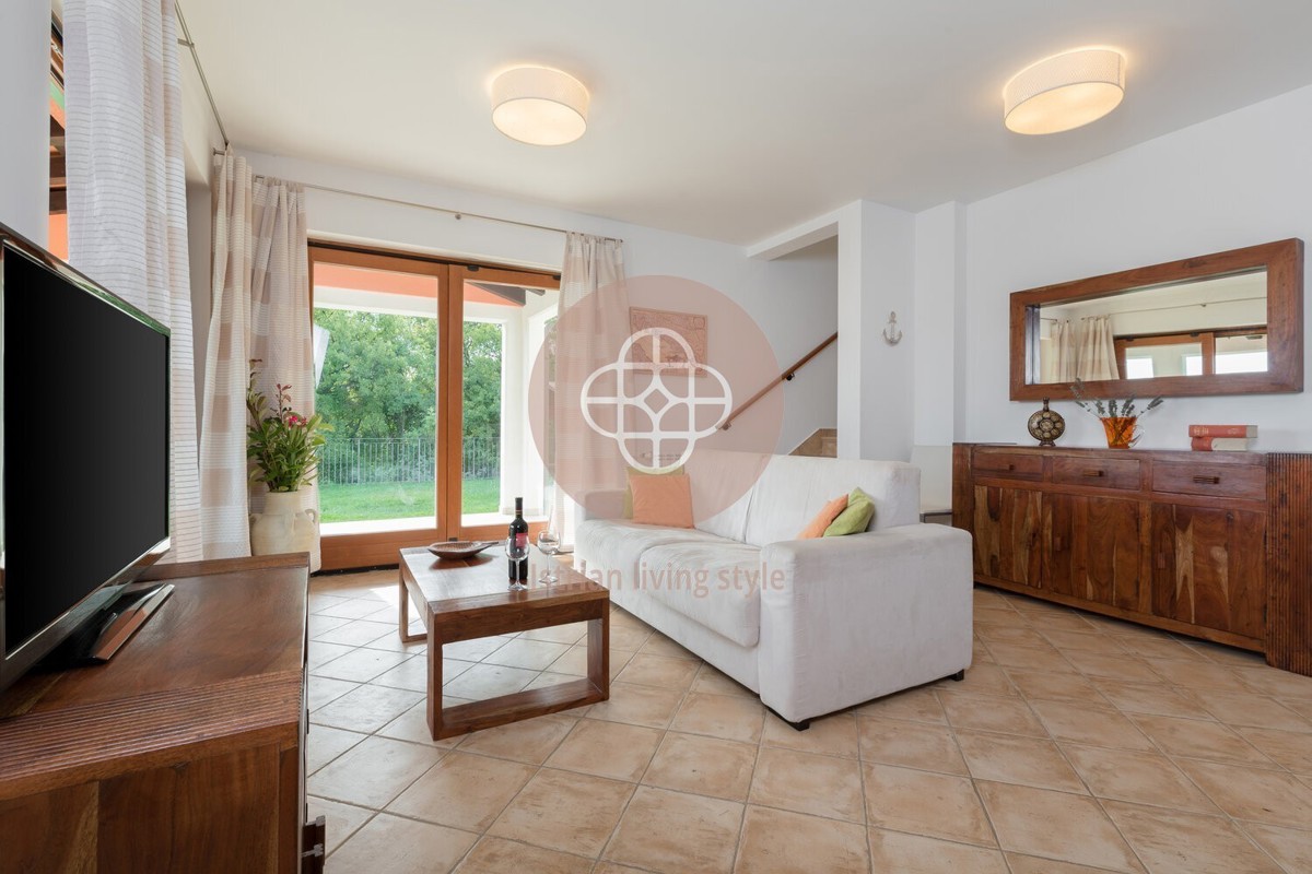 2 Casa bifamiliare, due unità distinte con piscina in campagna *FamilySpecial*
