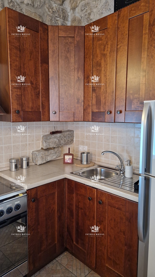 Opatija, Matulji, vendita – due piccoli appartamenti a Jušići, Matulji – 62 m² di superficie totale, vicinanza al mare.