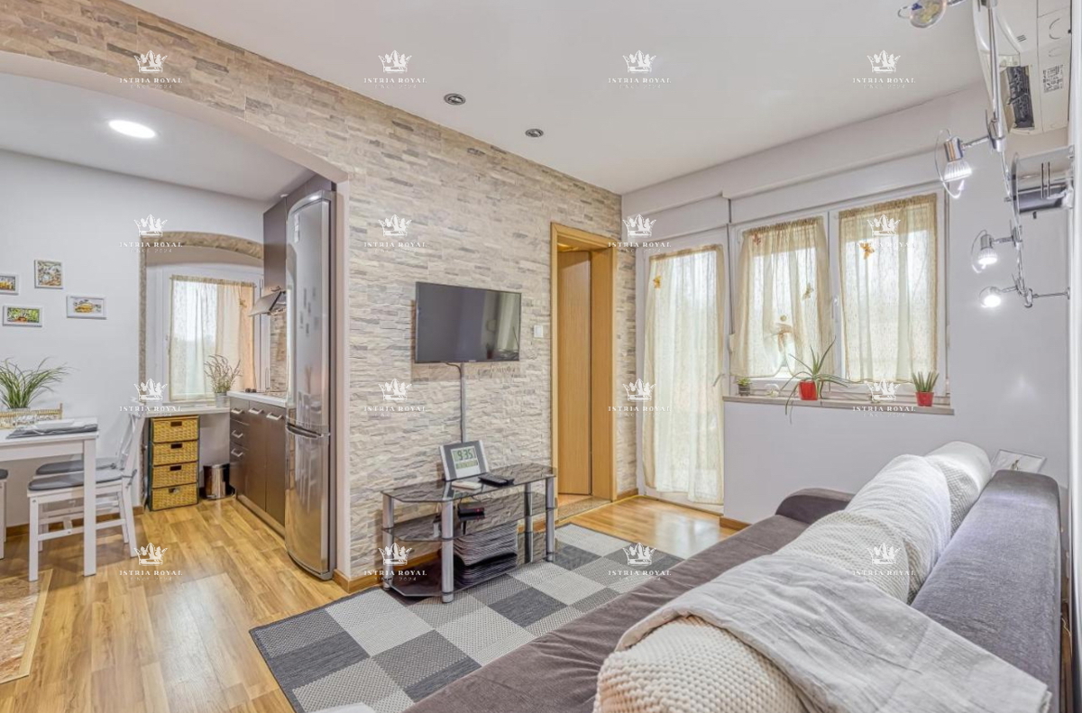 Opatija, Matulji, vendita – due piccoli appartamenti a Jušići, Matulji – 62 m² di superficie totale, vicinanza al mare.