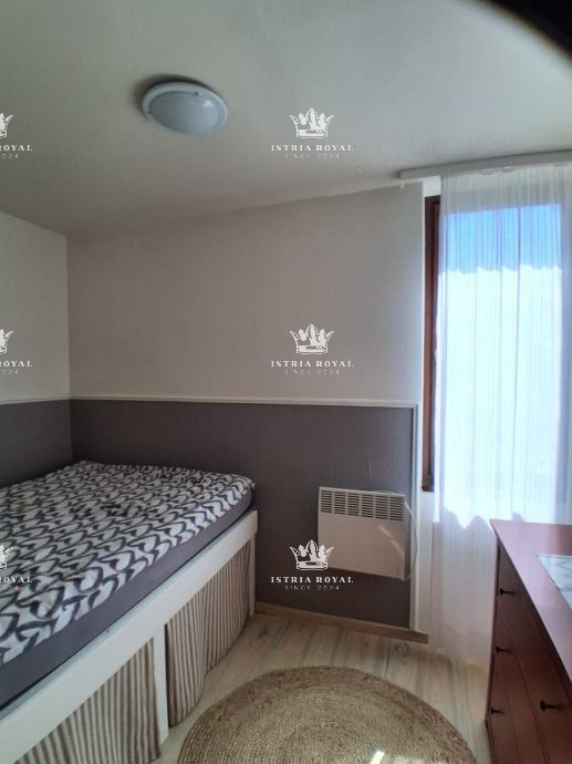 Istra, Červar Porat, PRIMA FILA SUL MARE! appartamento 62m2, 2 camere da letto + soggiorno, terrazza