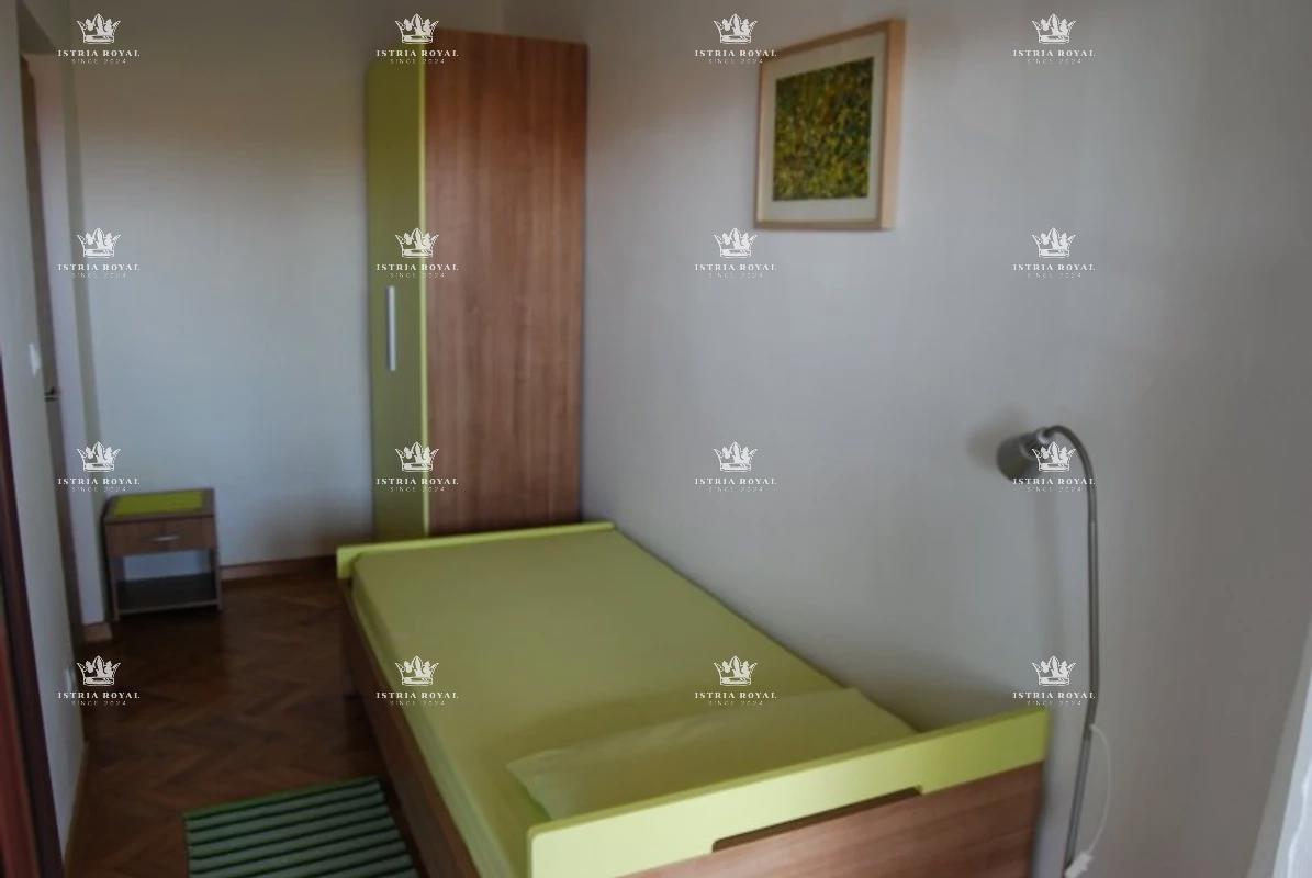 Istria, Pula, vendita di una casa in pietra ristrutturata con piscina, centro, opportunità, affitto turistico.