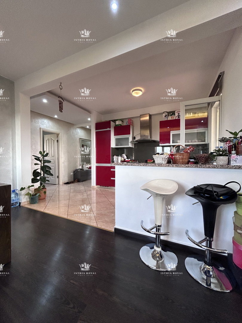 Istria, Fratrici, vendita, splendido appartamento con vista mare – Perfetta combinazione di comfort e natura.