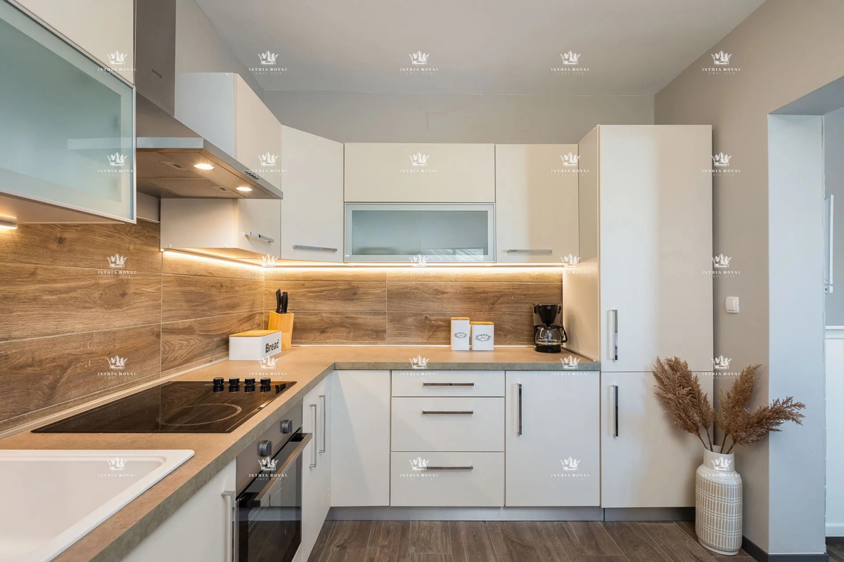 Villa di lusso con vista mare e piscina – Pag, 130 m dalla spiaggia