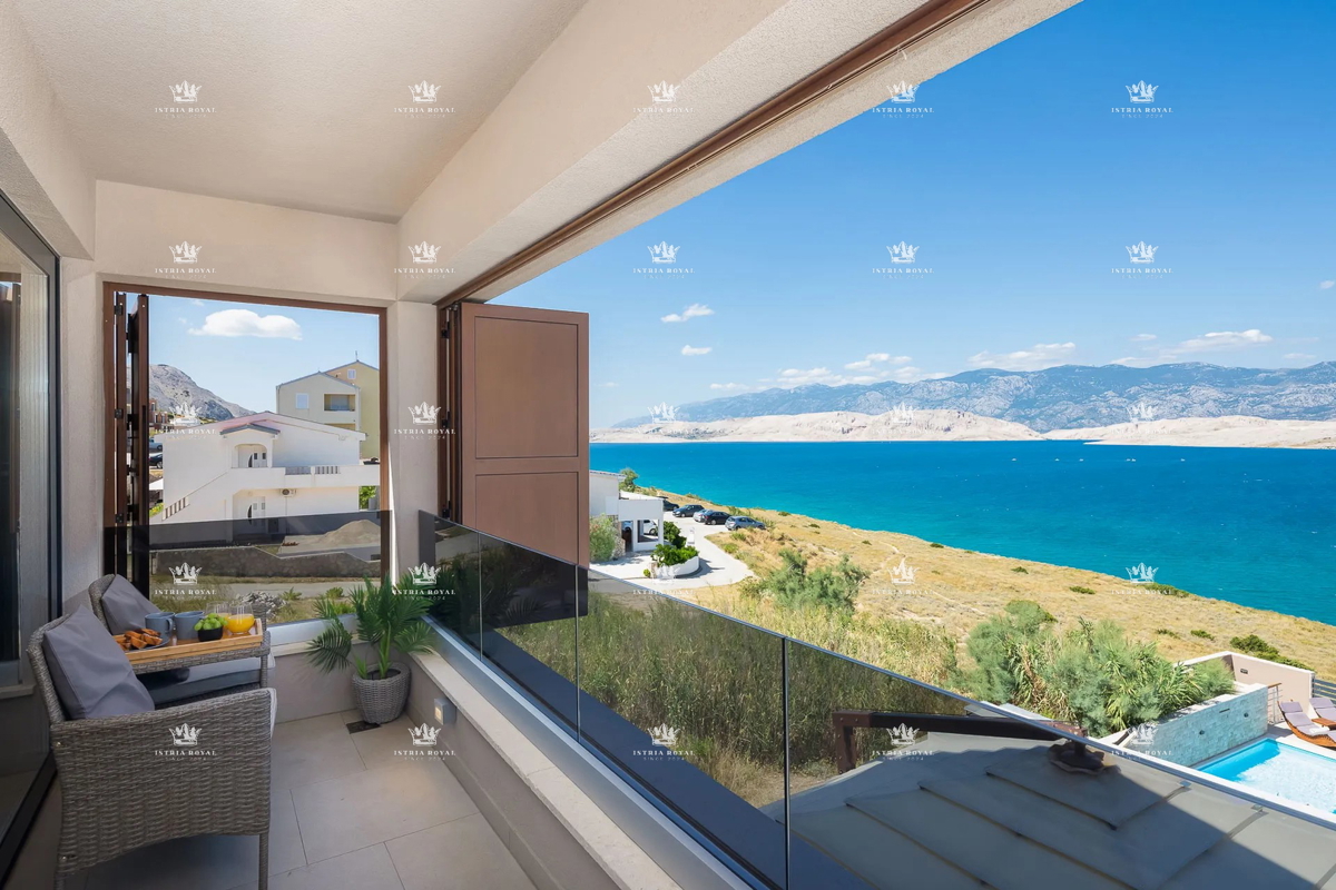 Villa di lusso con vista mare e piscina – Pag, 130 m dalla spiaggia