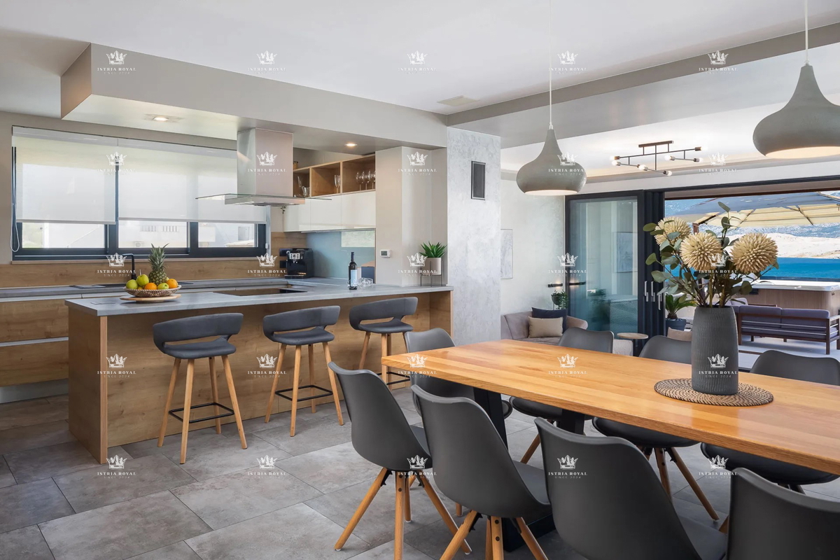 Villa di lusso con vista mare e piscina – Pag, 130 m dalla spiaggia