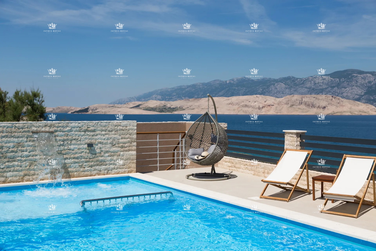 Villa di lusso con vista mare e piscina – Pag, 130 m dalla spiaggia