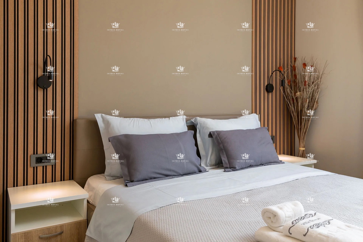 Villa di lusso con vista mare e piscina – Pag, 130 m dalla spiaggia