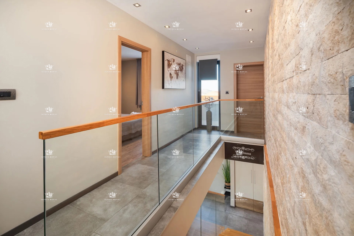 Villa di lusso con vista mare e piscina – Pag, 130 m dalla spiaggia