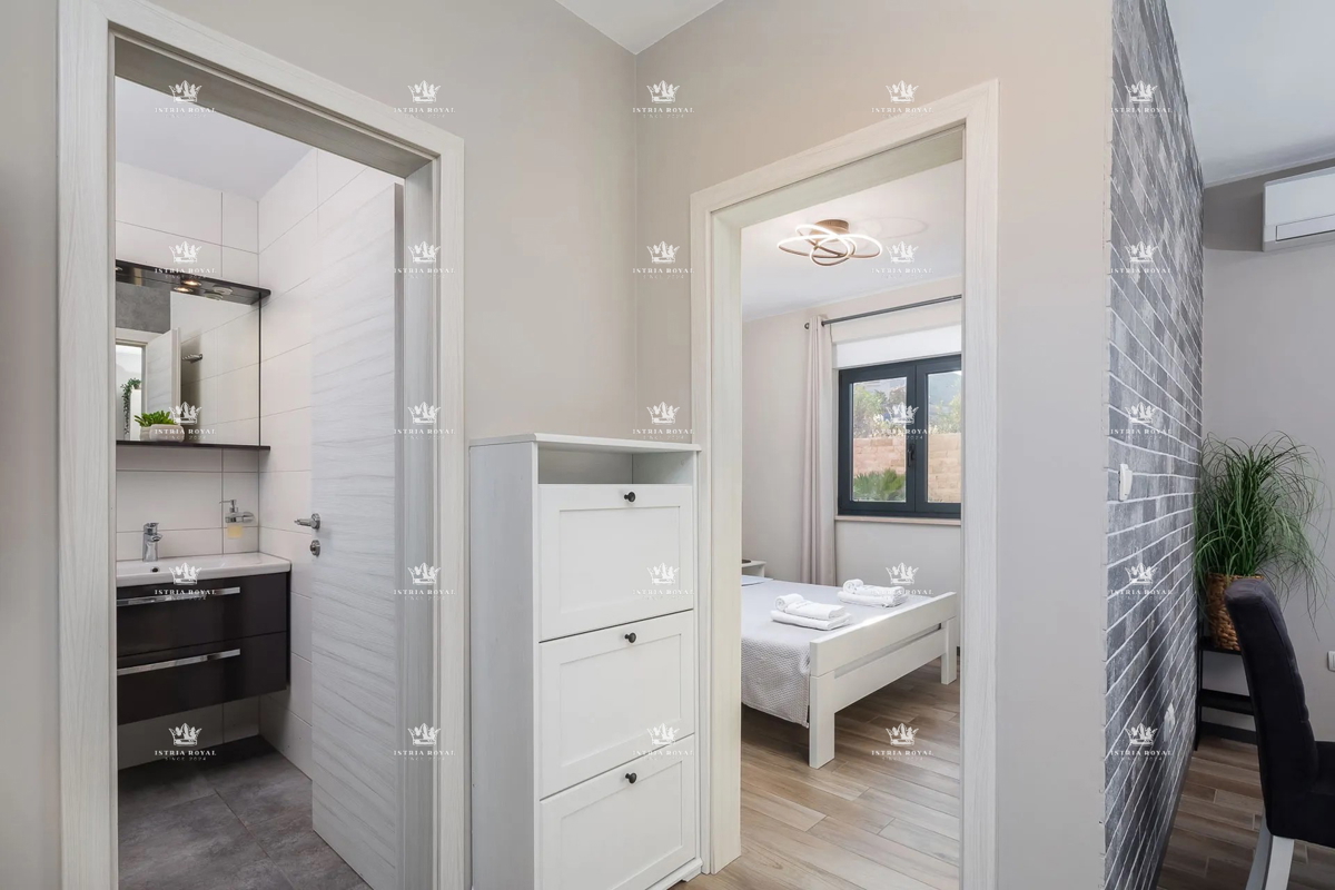 Villa di lusso con vista mare e piscina – Pag, 130 m dalla spiaggia