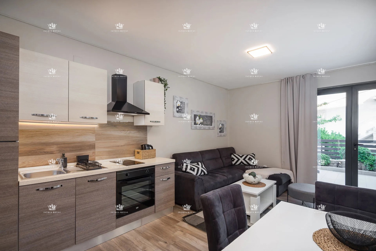 Villa di lusso con vista mare e piscina – Pag, 130 m dalla spiaggia