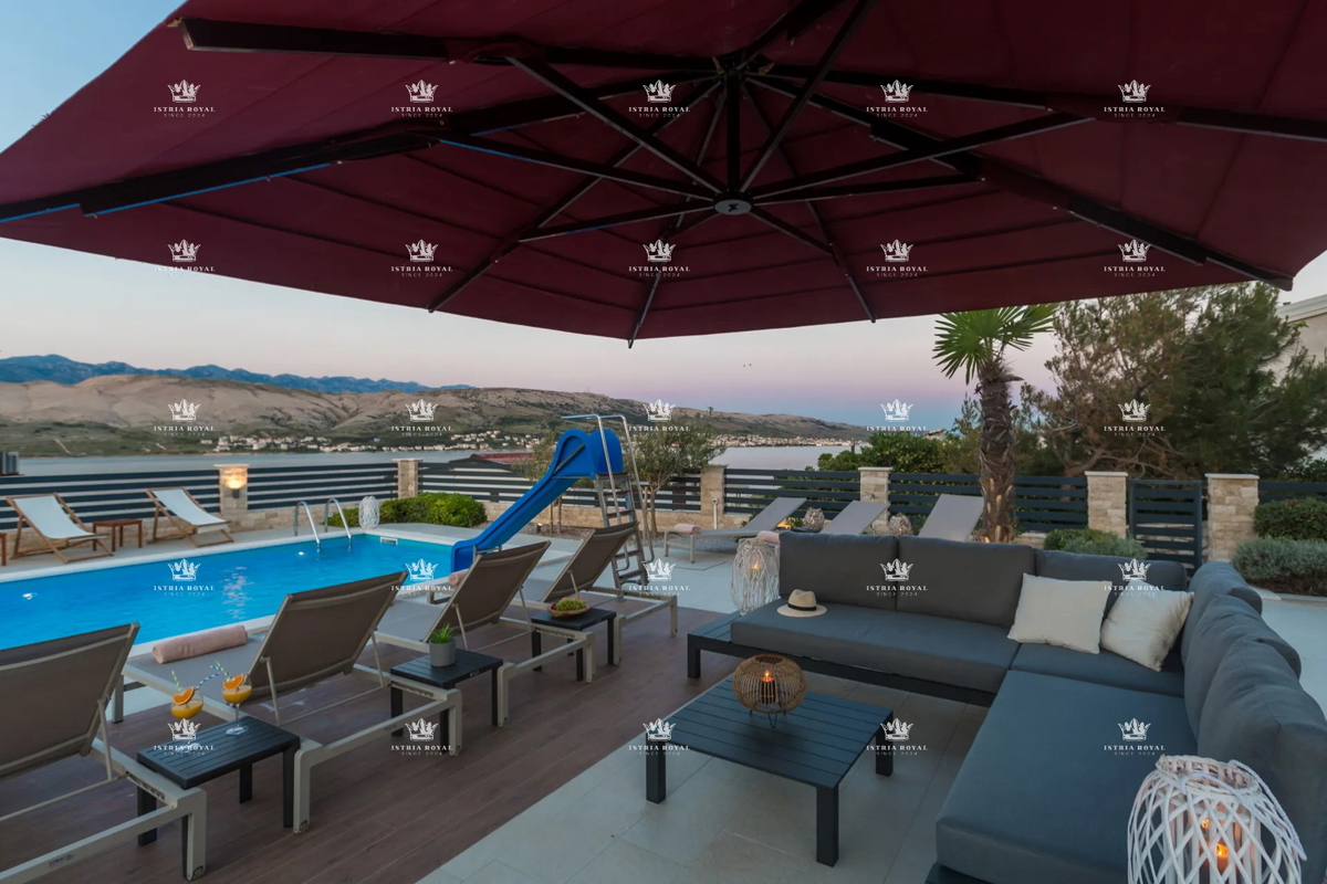 Villa di lusso con vista mare e piscina – Pag, 130 m dalla spiaggia