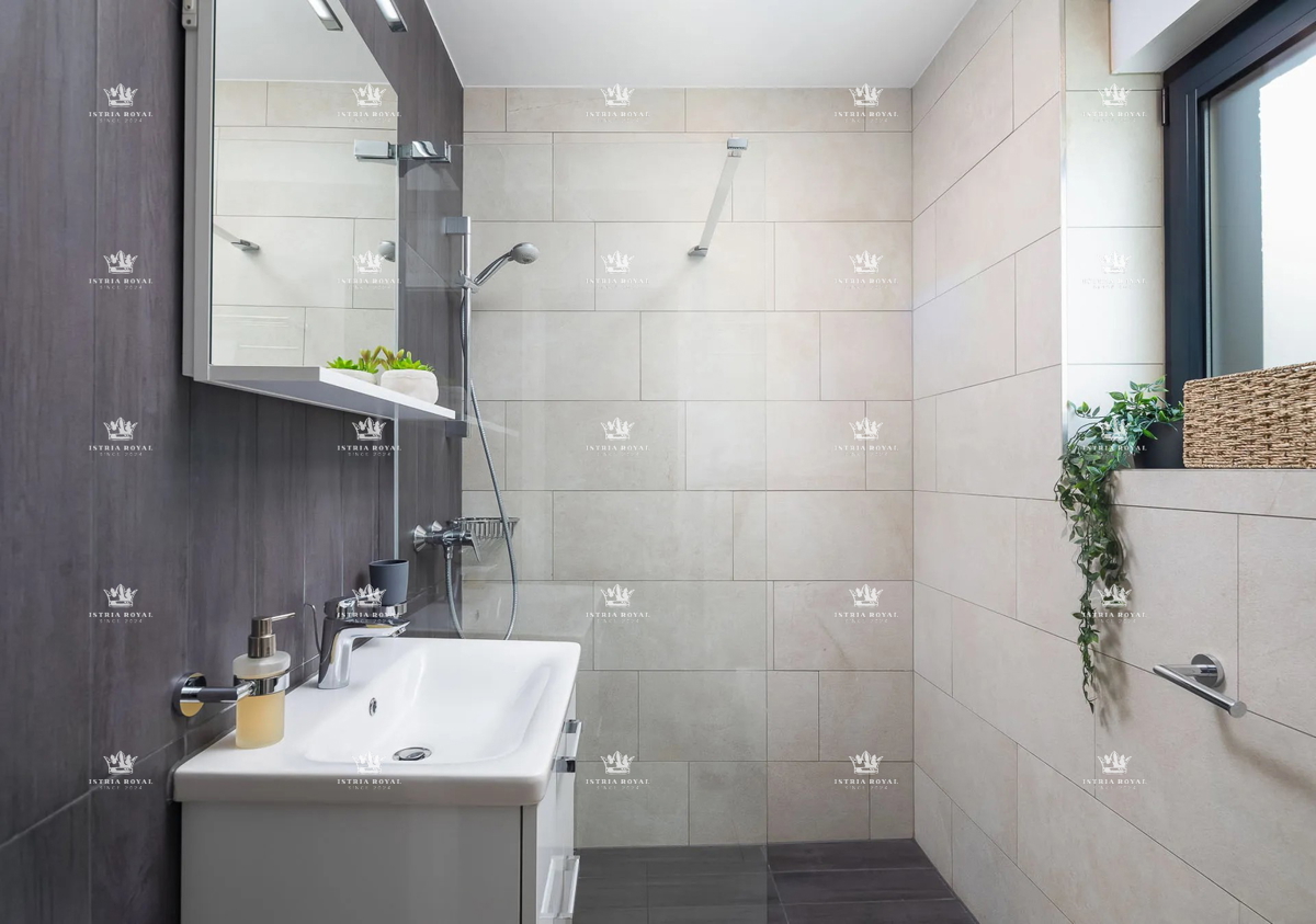 Villa di lusso con vista mare e piscina – Pag, 130 m dalla spiaggia