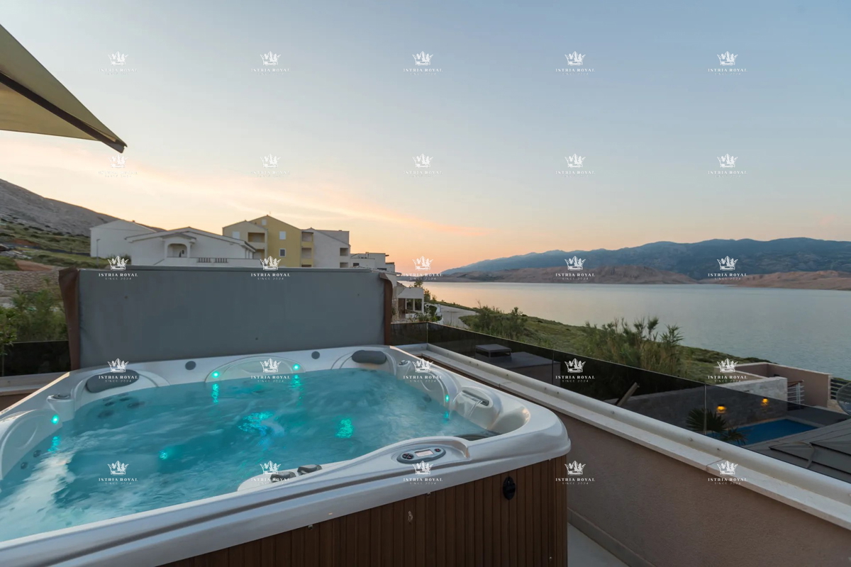 Villa di lusso con vista mare e piscina – Pag, 130 m dalla spiaggia