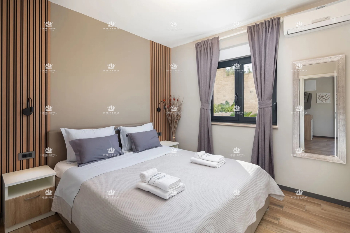 Villa di lusso con vista mare e piscina – Pag, 130 m dalla spiaggia