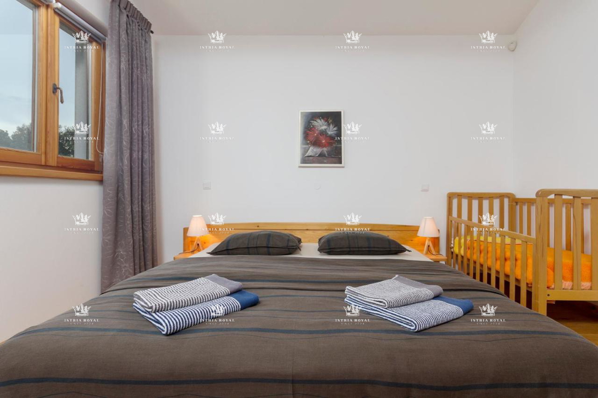 Vendita casa in Istria – Nuova costruzione con piscina a Valtura, 4 camere, a 2 km dal mare!