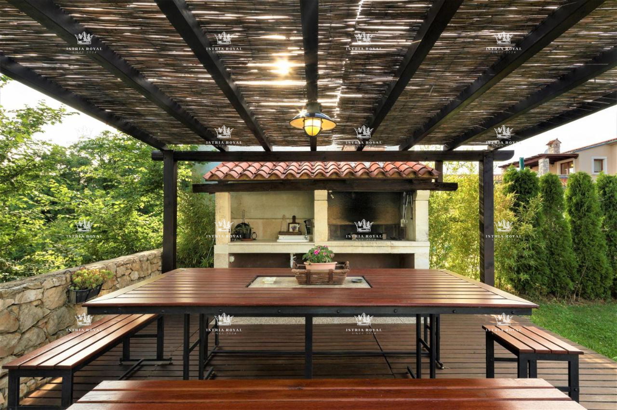 Vendita casa in Istria – Nuova costruzione con piscina a Valtura, 4 camere, a 2 km dal mare!