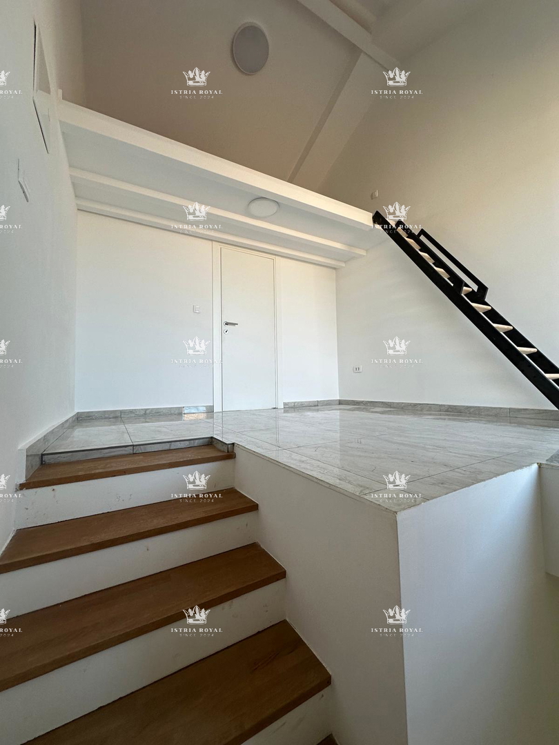 VENDITA ESCLUSIVA, ISTRIA, POREČ – GEDIĆI, CASA IN PIETRA ISTRIANA RISTRUTTURATA IN RIGA, 195m², 3CAM+SOGGIORNO, TERRAZZA 30m², VISTA MARE