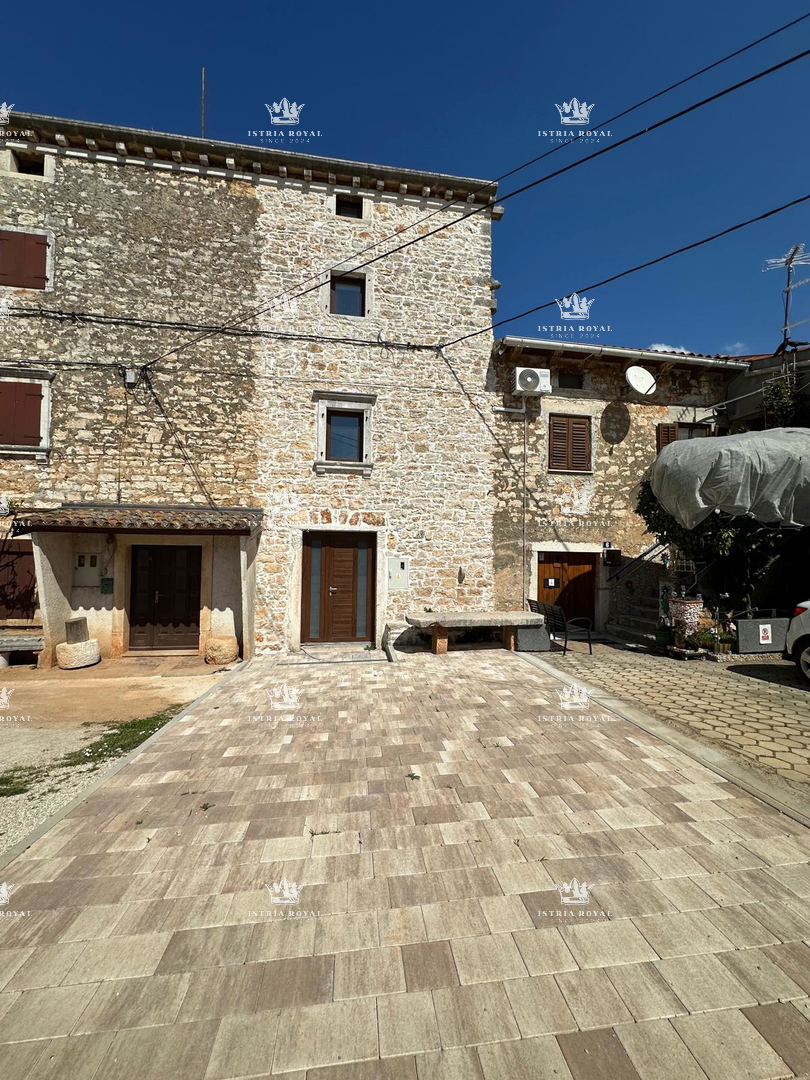 VENDITA ESCLUSIVA, ISTRIA, POREČ – GEDIĆI, CASA IN PIETRA ISTRIANA RISTRUTTURATA IN RIGA, 195m², 3CAM+SOGGIORNO, TERRAZZA 30m², VISTA MARE