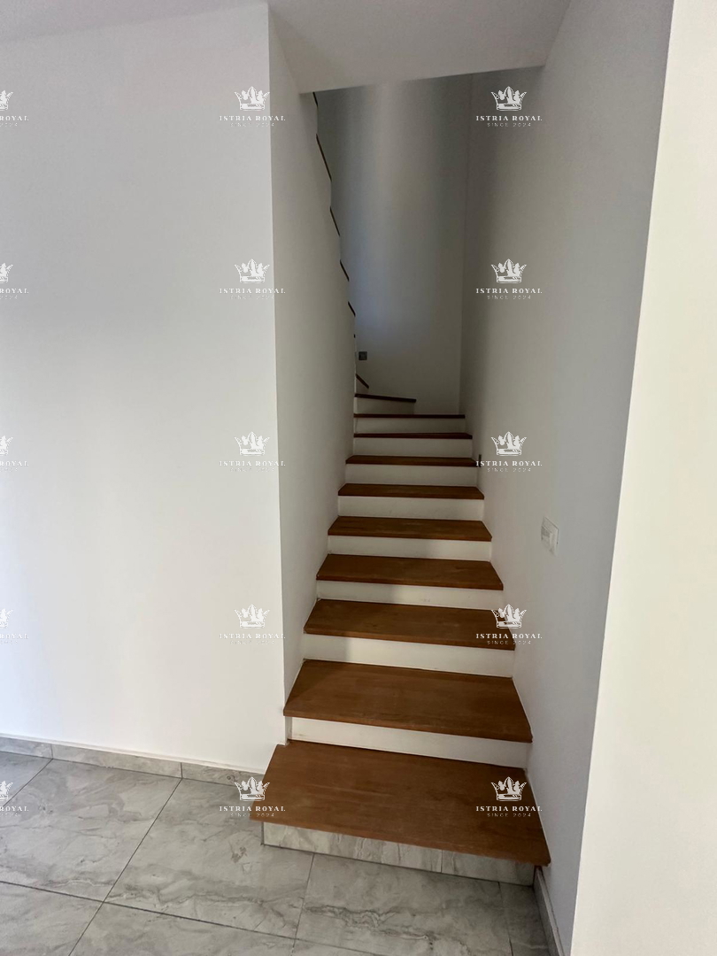 VENDITA ESCLUSIVA, ISTRIA, POREČ – GEDIĆI, CASA IN PIETRA ISTRIANA RISTRUTTURATA IN RIGA, 195m², 3CAM+SOGGIORNO, TERRAZZA 30m², VISTA MARE