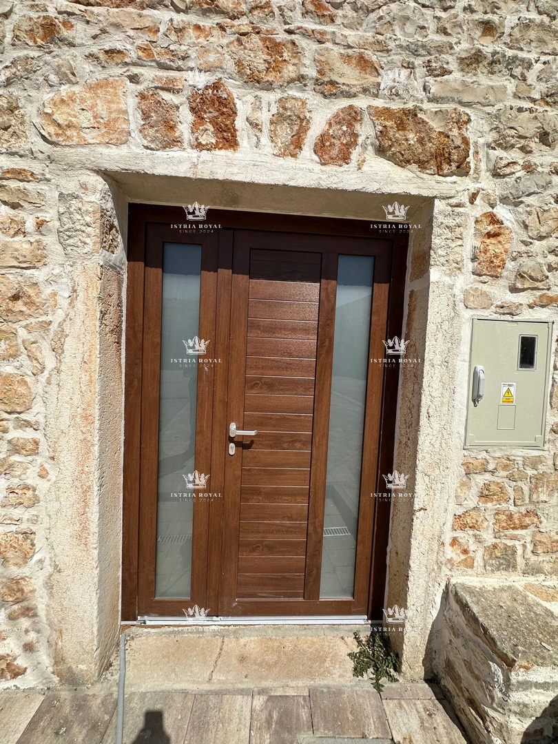 VENDITA ESCLUSIVA, ISTRIA, POREČ – GEDIĆI, CASA IN PIETRA ISTRIANA RISTRUTTURATA IN RIGA, 195m², 3CAM+SOGGIORNO, TERRAZZA 30m², VISTA MARE