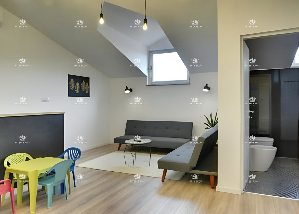 Istra, Pula, attico su due piani di 112m2