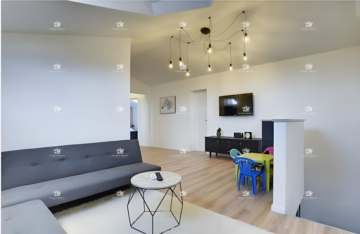 Istra, Pula, attico su due piani di 112m2