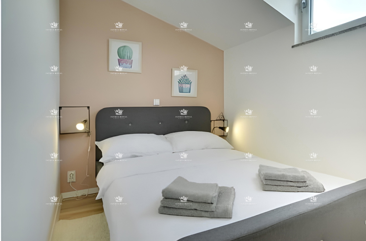 Istra, Pula, attico su due piani di 112m2