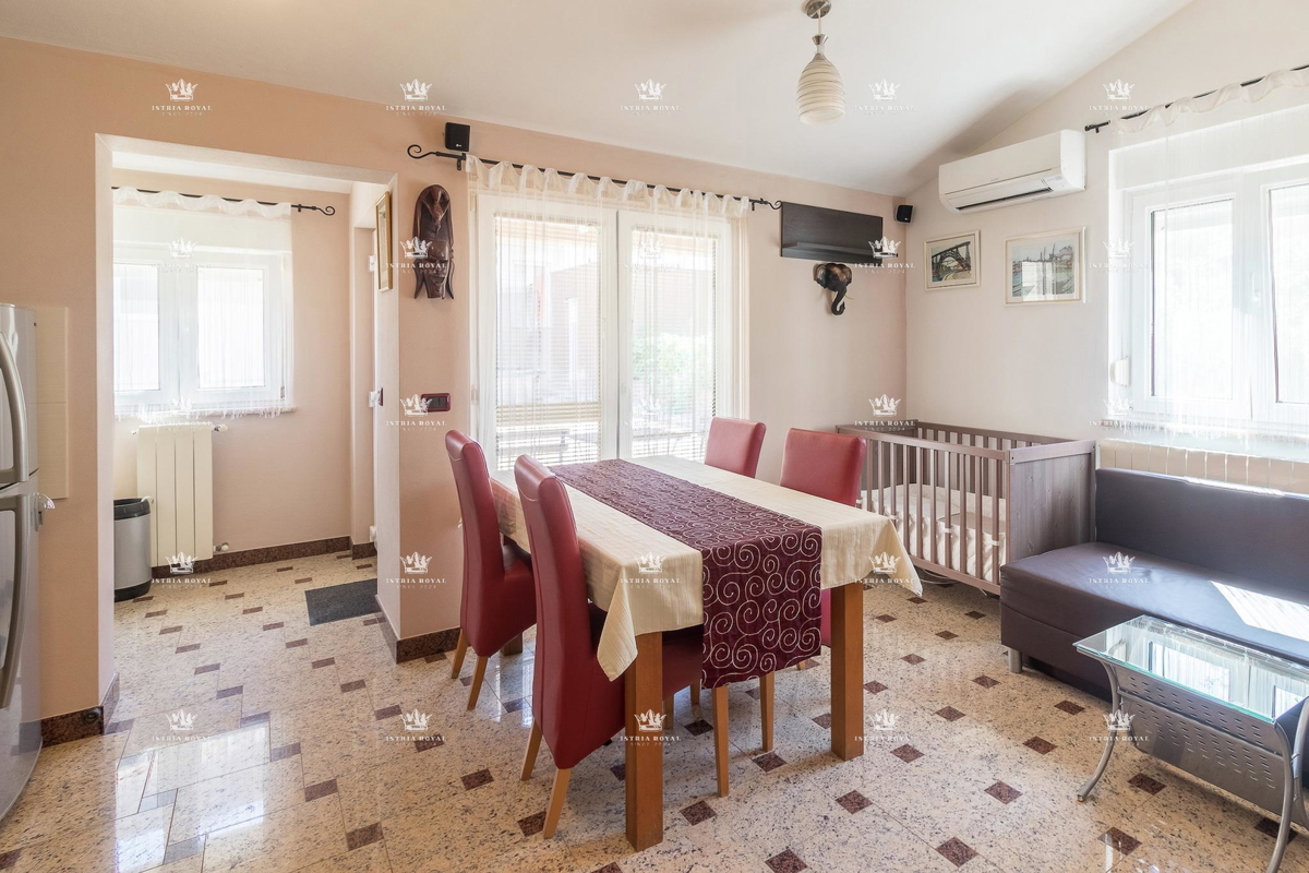 Villa di lusso con piscina in vendita – Istria, Valtura (600m², 9 bagni, 13 stanze) | Ideale per turismo!