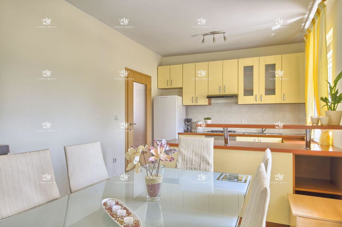Casa in vendita a Valtura – Villetta indipendente al piano terra con ampio giardino, 205 m², Istria