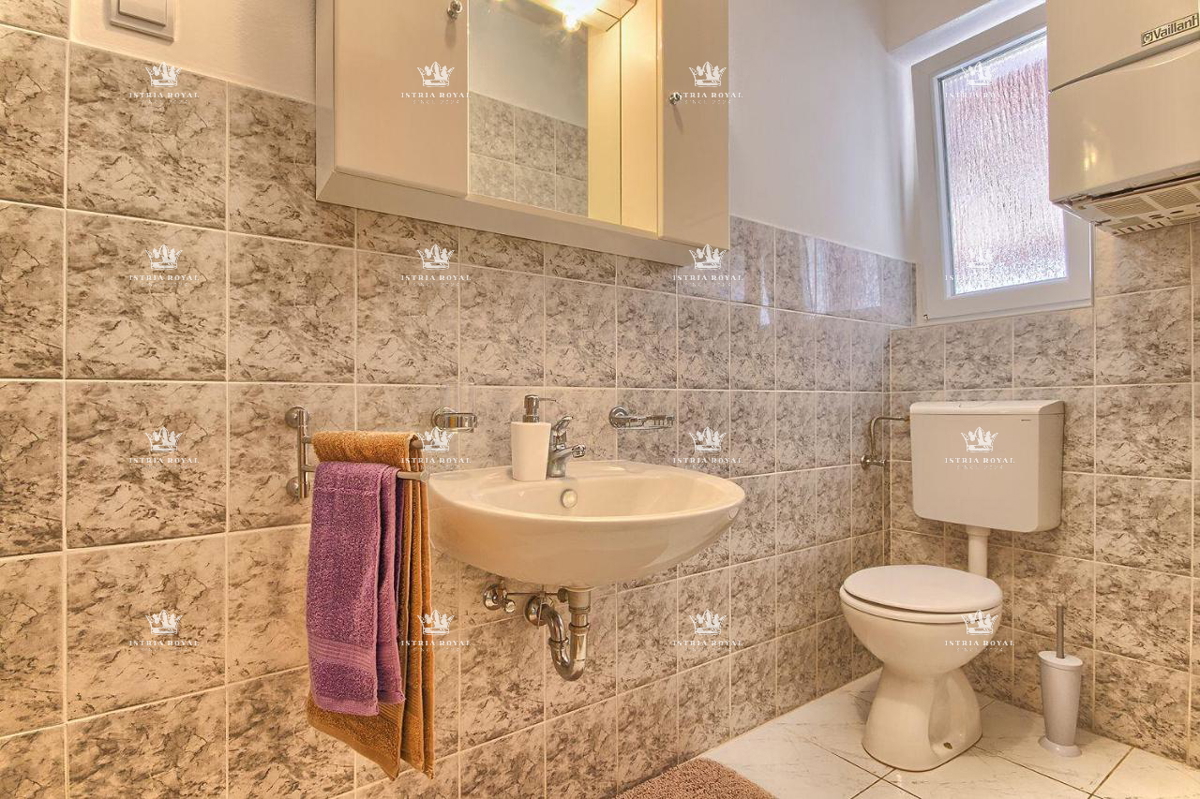 Casa in vendita a Valtura – Villetta indipendente al piano terra con ampio giardino, 205 m², Istria