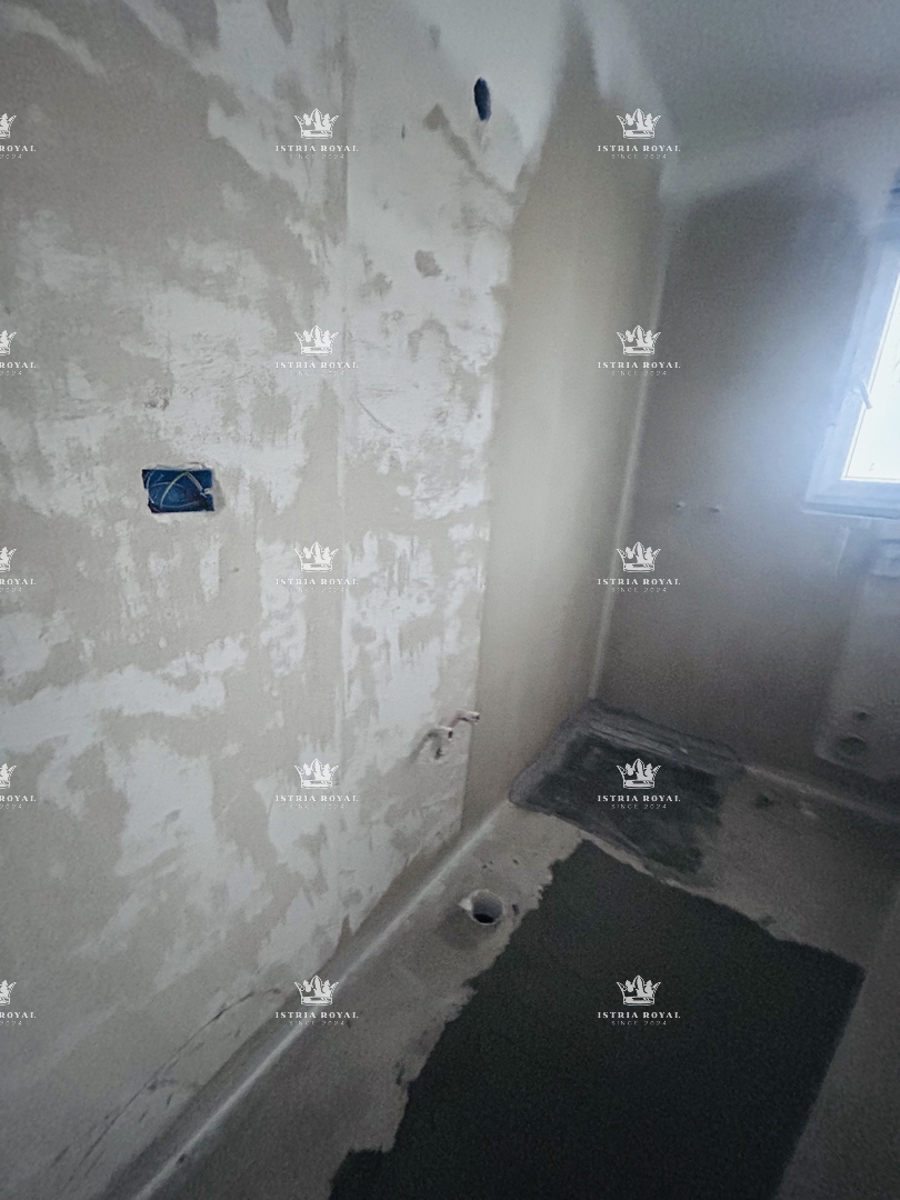 Umag, appartamento 66m2, 2 camere da letto + soggiorno, vista mare aperta, posto auto, terrazza